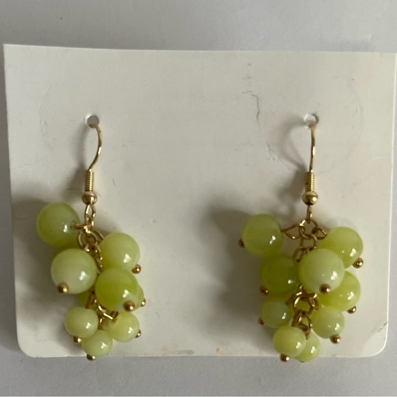 NEW Elegant Gold and Green Cluster Earrings - Picture 1 of 1